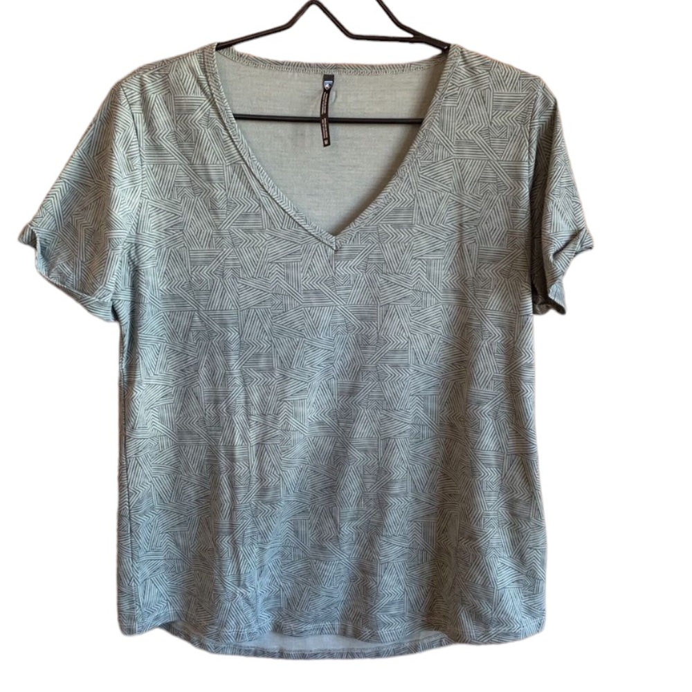 Kuhl Short Sleeve V-neck Shirt Womens Green Workout Athletic Top Size Medium